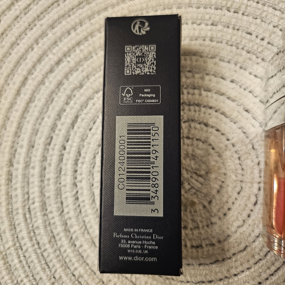 Dior Lip Glow Oil Cherry Oil – Color Awakening | NIB - Picture 4 of 4